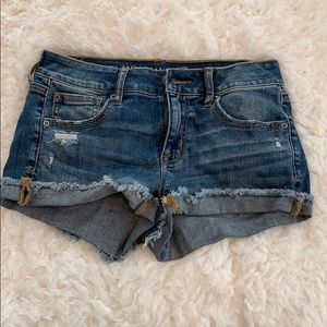 American eagle jean shorts.